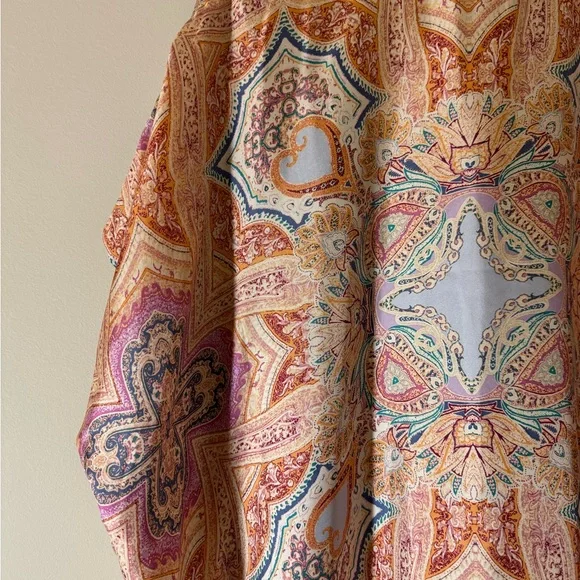 Chico's Medallion Print 100% Silk Ruana Wrap S/M - Picture 2 of 11
